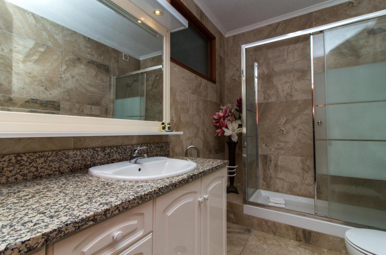 Ocean View Apartment - Pool And Sea View & Albufeira Center Luaran gambar