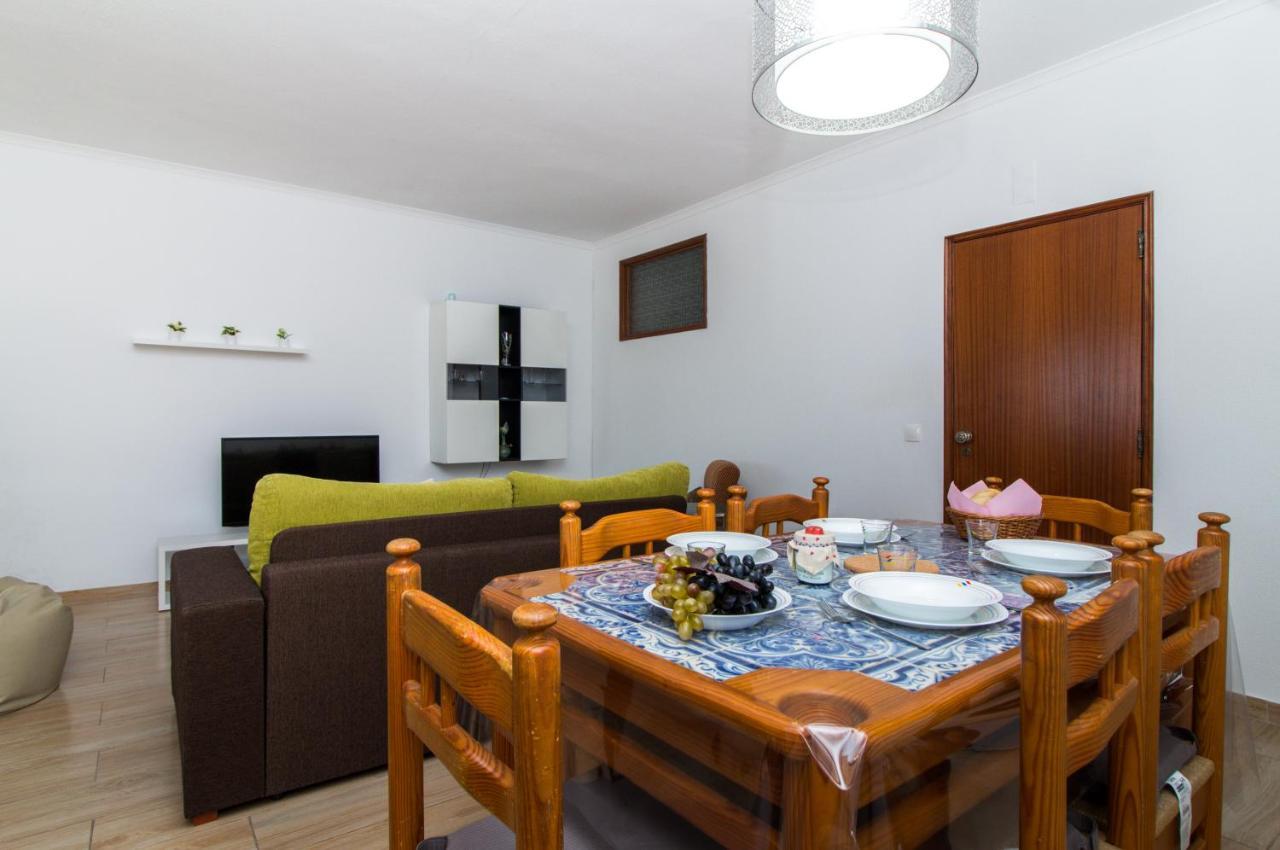 Ocean View Apartment - Pool And Sea View & Albufeira Center Luaran gambar